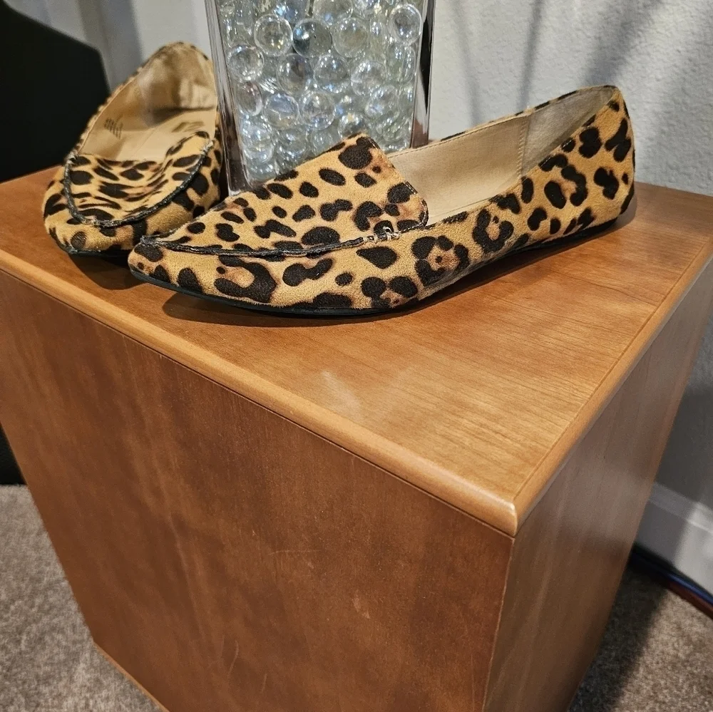 R2 Leopard Print Flats Size 9.5